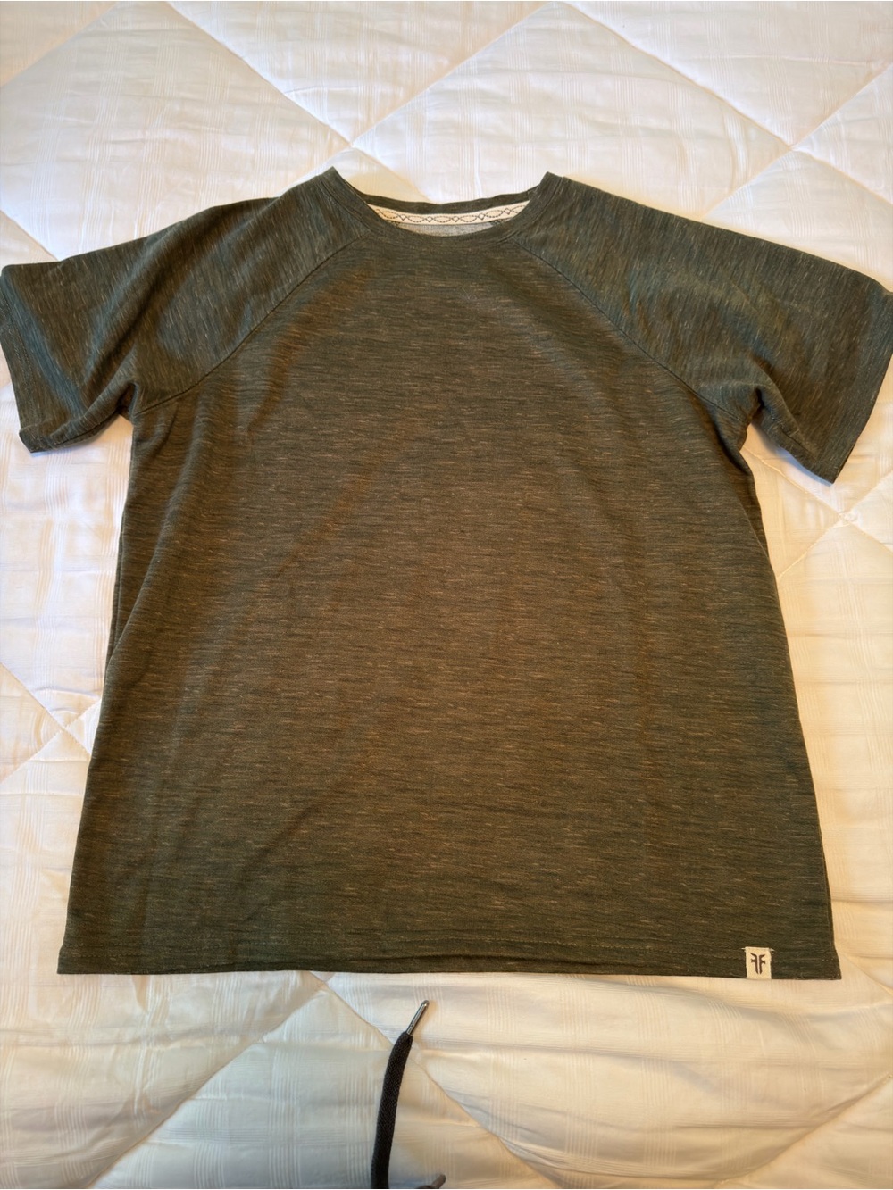 Frye Crewneck T-Shirt in Olive Green